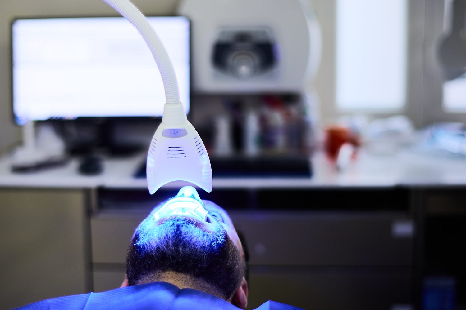 Soin d’esthétique dentaire au fauteuil
